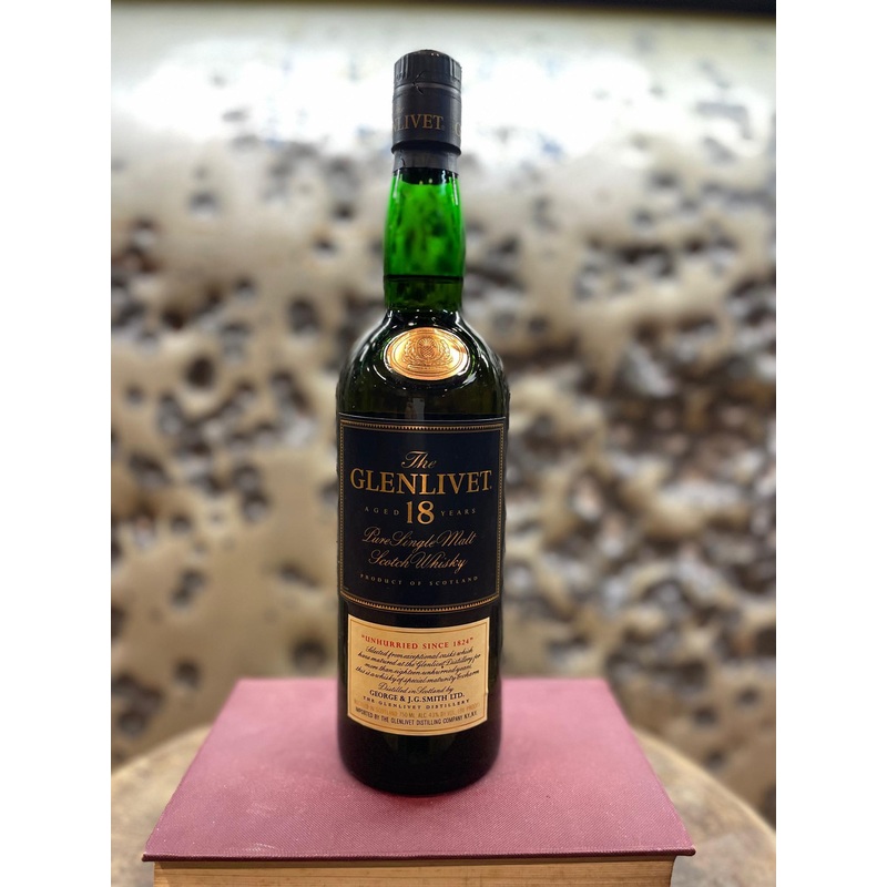 The Glenlivet Aged 18 Years “Unhurried Since 1824” Bottled 1990’s